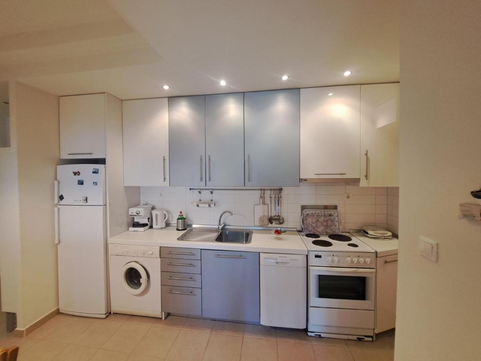Bloom Kyani Akti Apartman Ajía Paraszkeví Kültér fotó